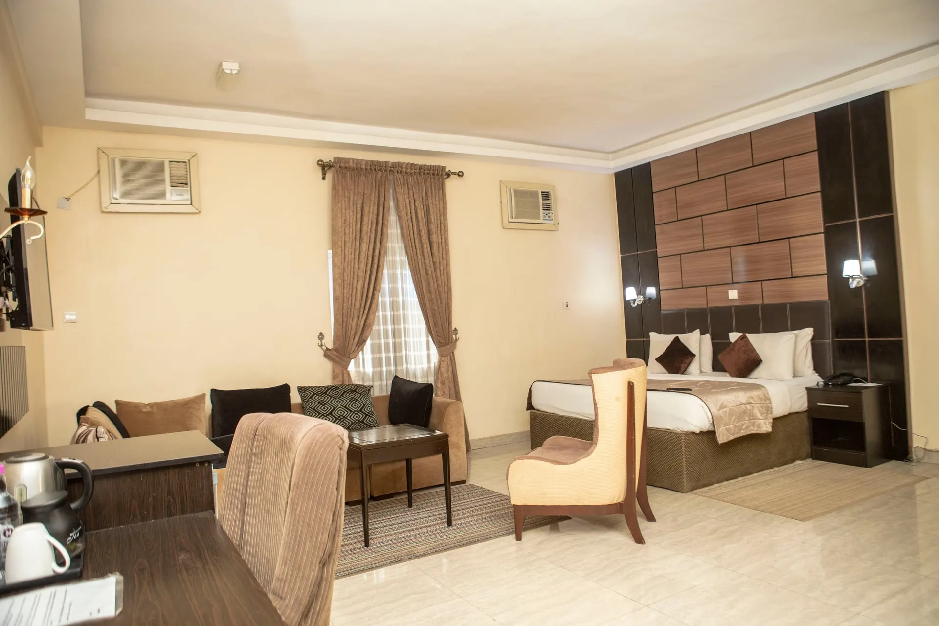 Gold Premium Suite