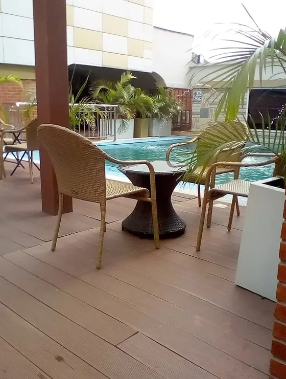 Pool & leisure
